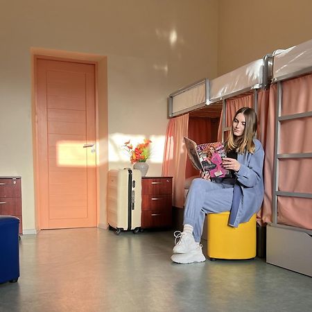 Demeevsky Hostel Kiev Luaran gambar