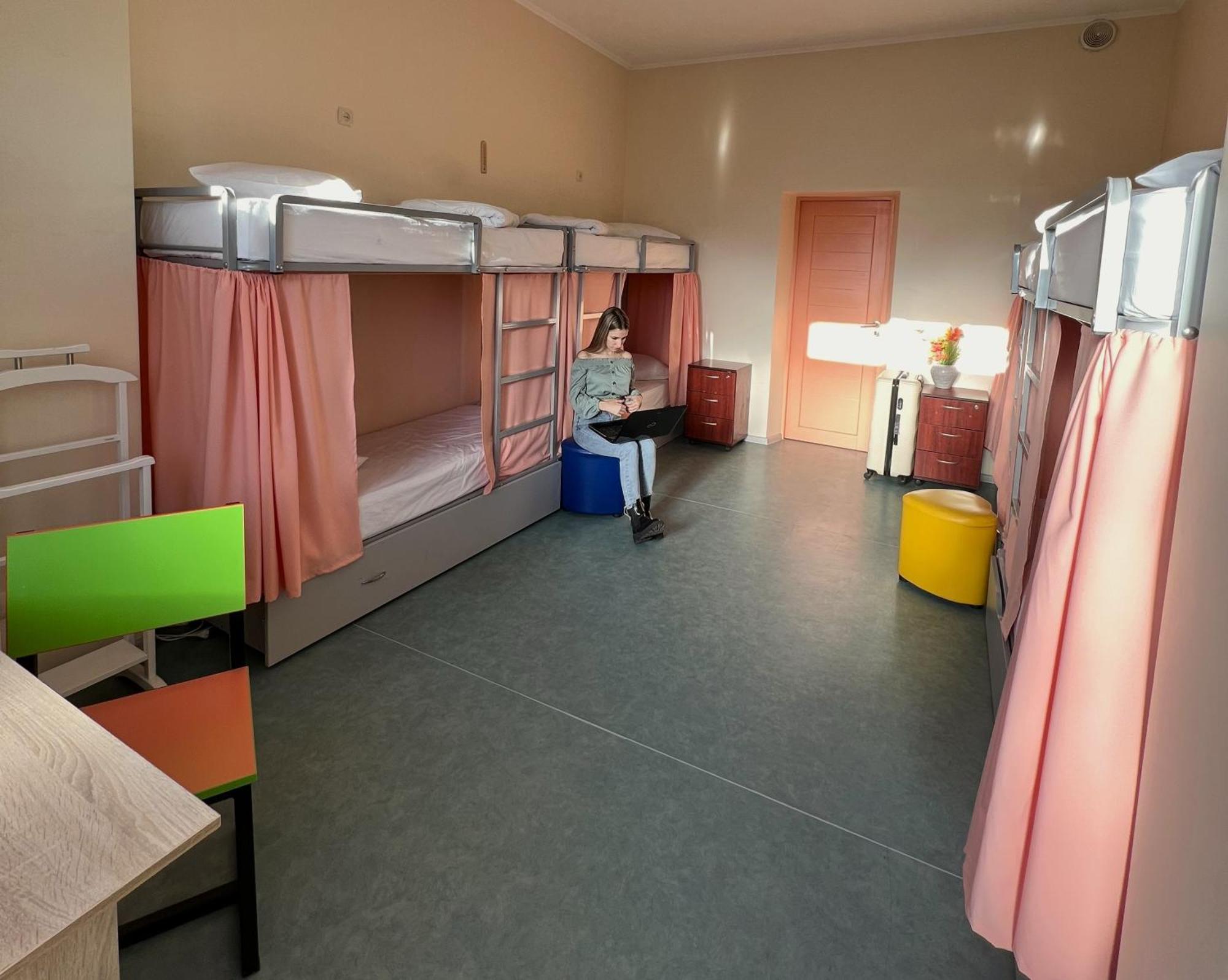 Demeevsky Hostel Kiev Luaran gambar