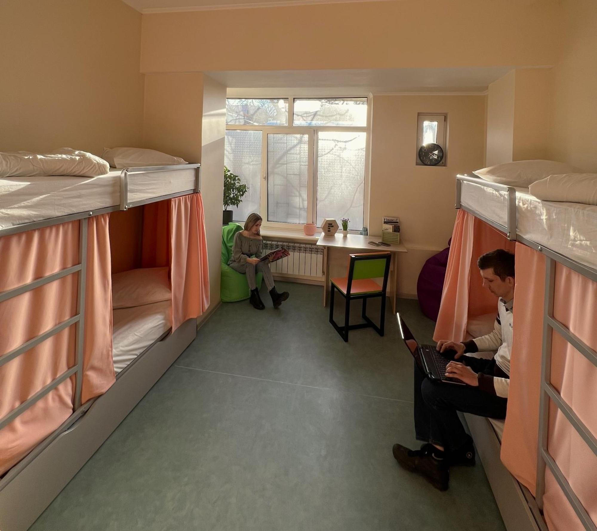 Demeevsky Hostel Kiev Luaran gambar