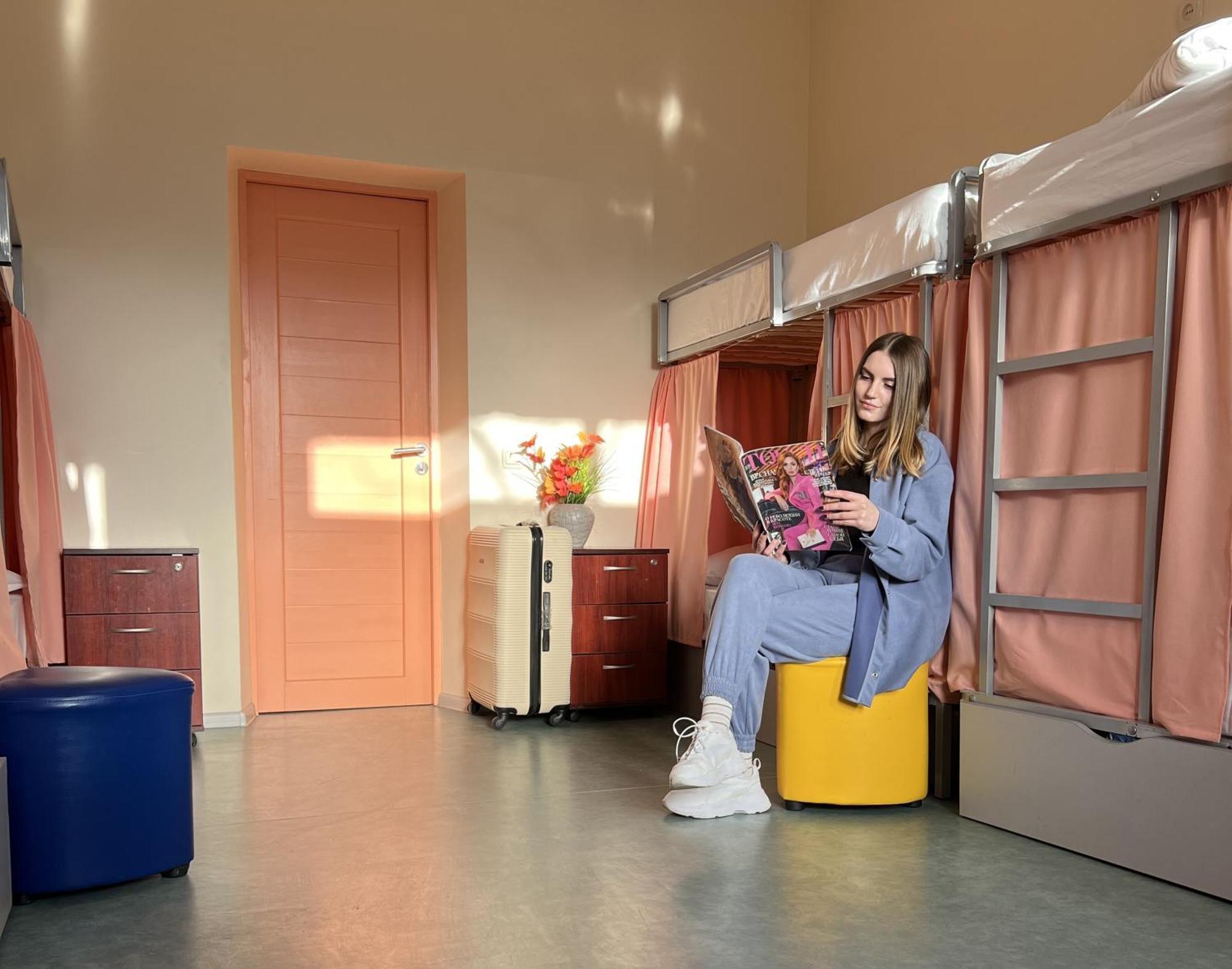 Demeevsky Hostel Kiev Luaran gambar